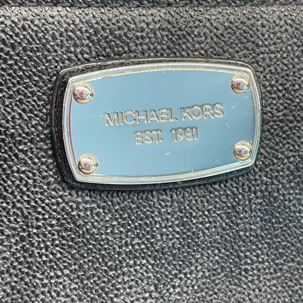 Michael Kors MK Jet Set Slim Wallet Black Signature Monogram Flat Wristlet Zip - Picture 2 of 8